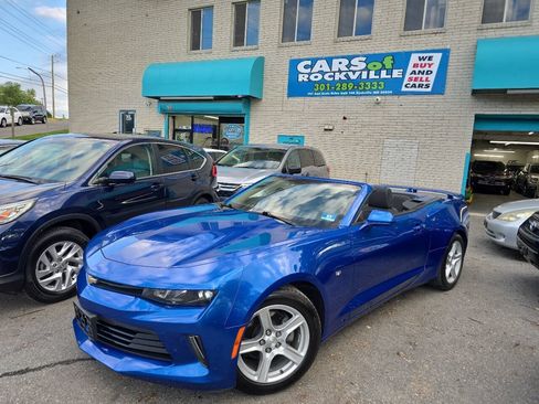 Used 2016 Chevrolet Camaro LT w/ Technology Package RWD image 5