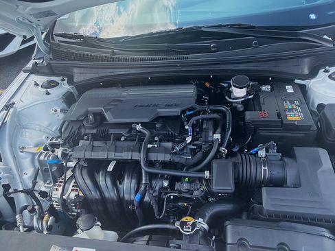 New 2026 Hyundai Elantra SEL Sport Premium FWD image 22