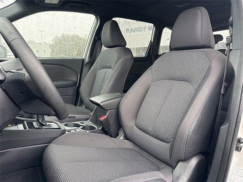 Used 2025 Subaru Forester Premium image 9