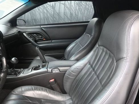 Used 2002 Chevrolet Camaro Z28 image 19