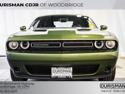 Certified 2023 Dodge Challenger SXT image 2