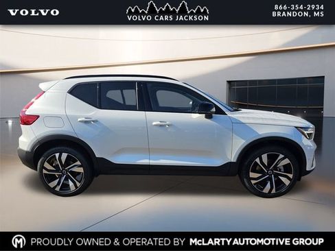 New 2026 Volvo XC40 B5 Ultra w/ Protection Package Premier AWD/4WD image 3
