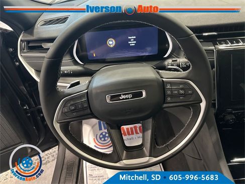 New 2026 Jeep Grand Cherokee Laredo X image 17