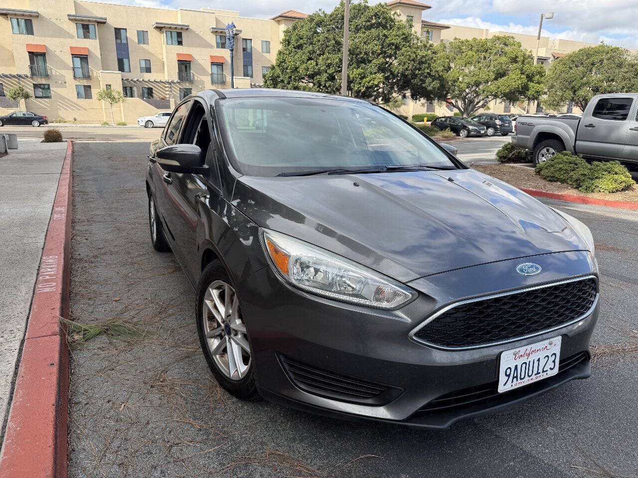 Used 2016 Ford Focus SE FWD image 5