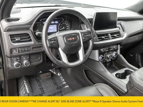 Used 2021 GMC Yukon XL SLT image 5