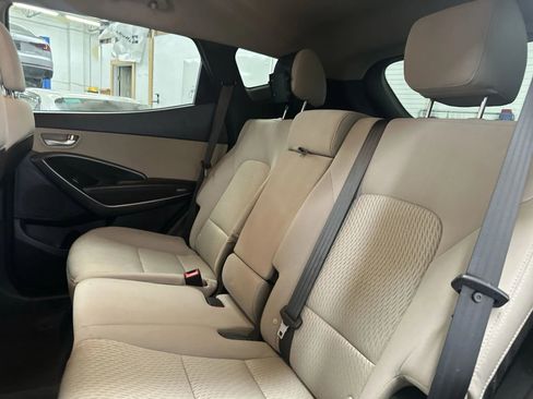 Used 2017 Hyundai Santa Fe Sport FWD image 25