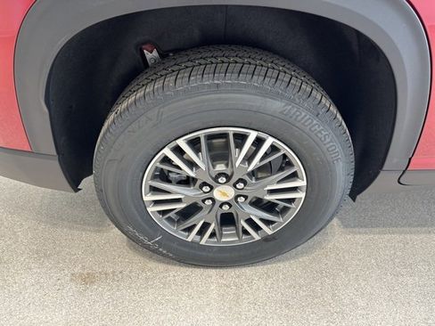 New 2026 Chevrolet Traverse LT w/ Driver Confidence Package image 7