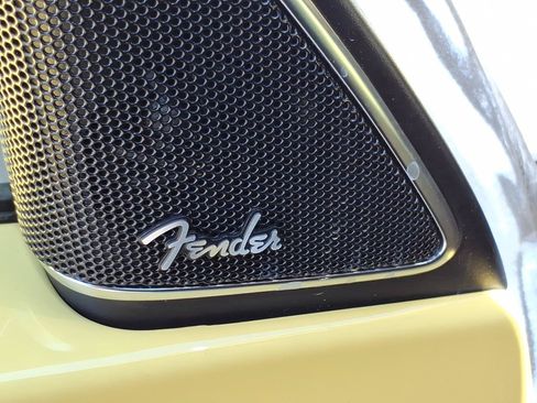 Used 2012 Volkswagen Beetle 2.5 FWD image 18