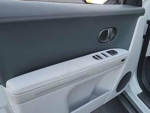 New 2026 Hyundai Ioniq 5 Limited image 15