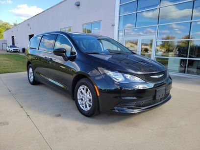 Used 2022 Chrysler Voyager LX