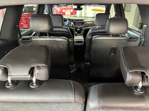 Used 2020 Cadillac XT6 Premium Luxury image 15
