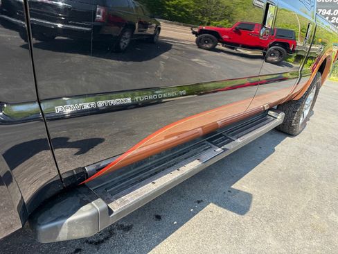 Used 2008 Ford F250 Harley-Davidson AWD/4WD image 49