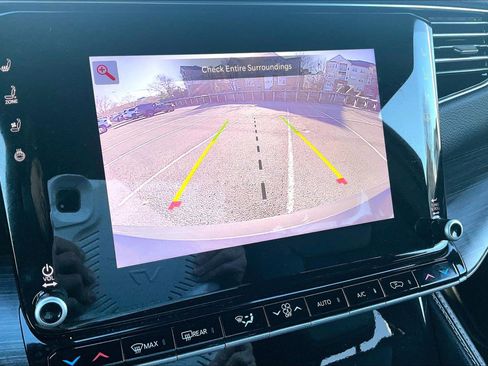 Used 2024 Jeep Wagoneer L Series II w/ Premium Group I image 20