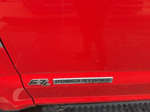 Used 2019 Ford F250 XL w/ STX Appearance Package image 9