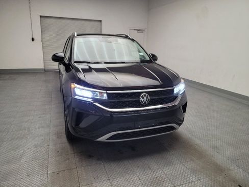 Used 2023 Volkswagen Taos SE w/ Black Wheel Package FWD image 14