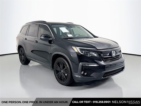 Used 2021 Honda Pilot Special Edition image 3