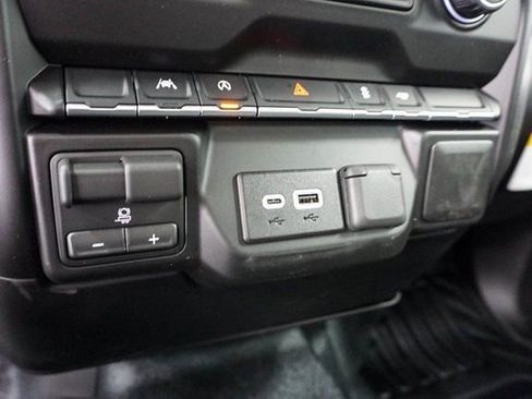 New 2026 Chevrolet Silverado 1500 W/T w/ WT Value Package image 19