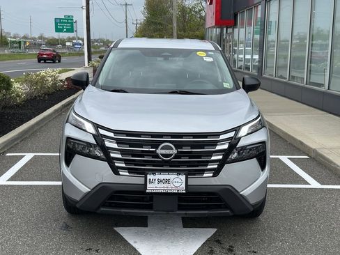 Certified 2024 Nissan Rogue S AWD/4WD image 5