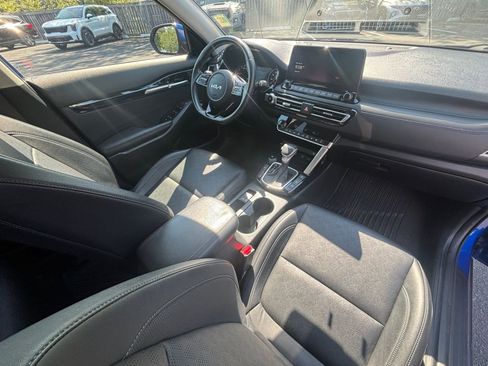 Used 2023 Kia Seltos SX w/ SX Sunroof Package AWD/4WD image 17