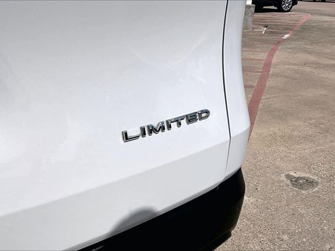 Used 2024 Toyota Grand Highlander AWD image 10