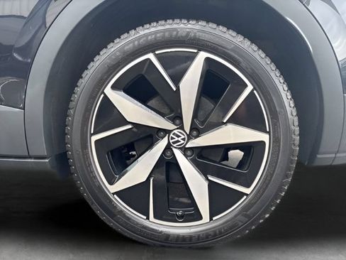 Used 2023 Volkswagen ID.4 Pro S AWD/4WD image 39