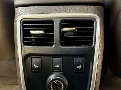 Used 2012 Chrysler 300 C Luxury Series image 20