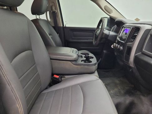 Used 2017 RAM 1500 Tradesman RWD image 21