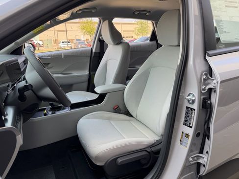 New 2026 Hyundai Kona SE image 22