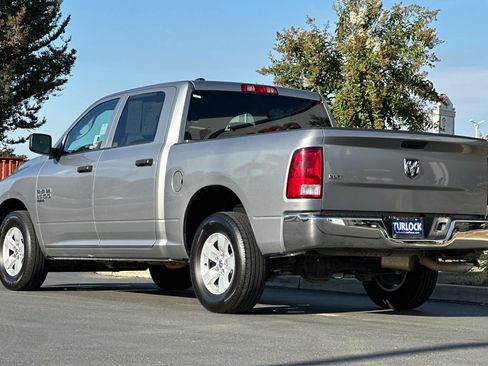 Used 2022 RAM 1500 Classic SLT image 6