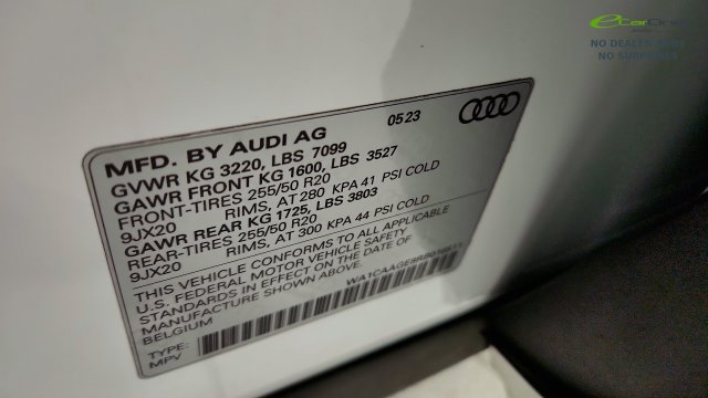 Used 2024 Audi Q8 e-tron Premium Plus w/ Premium Plus Package AWD/4WD image 65