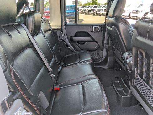 Used 2021 Jeep Wrangler Unlimited Rubicon AWD/4WD image 30