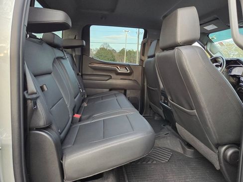 Used 2025 Chevrolet Silverado 1500 RST image 13