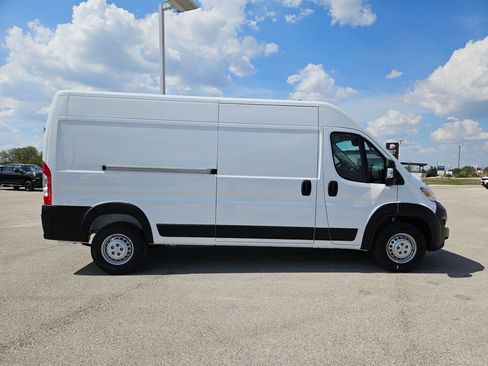 New 2026 RAM ProMaster 2500 image 2