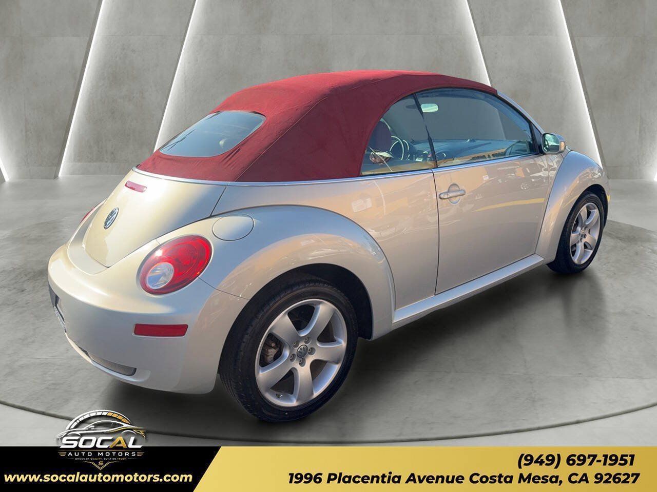 Used 2009 Volkswagen Beetle Blush FWD image 21