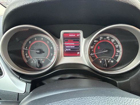 Used 2012 Dodge Journey FWD image 21