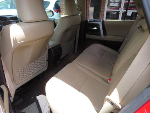 Used 2022 Toyota 4Runner Limited AWD/4WD image 18
