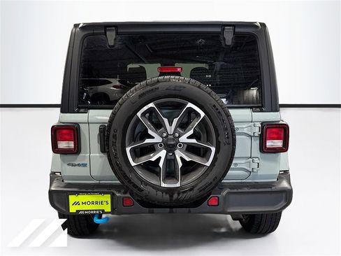 Used 2024 Jeep Wrangler Unlimited w/ Convenience Group image 6