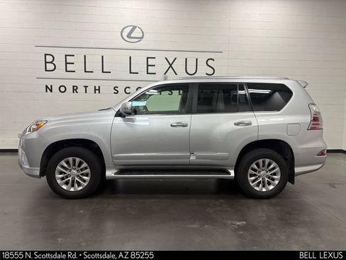 Used 2017 Lexus GX 460 Premium w/ Premium Package AWD/4WD image 8