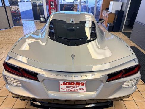 Used 2022 Chevrolet Corvette Stingray Preferred Cpe w/ Battery Protection Package image 8