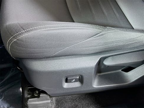 Used 2024 Toyota Tacoma TRD Off-Road image 17