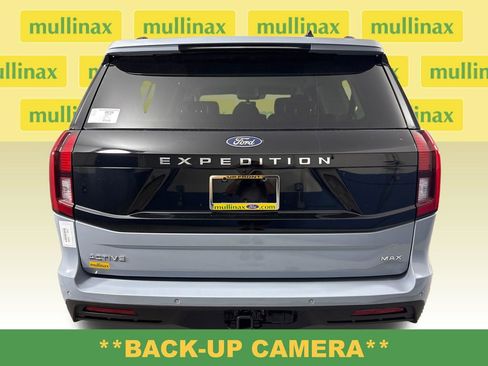 New 2026 Ford Expedition Max Active RWD image 8
