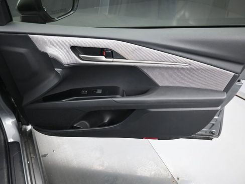 Certified 2025 Toyota Camry SE w/ Convenience Package image 34