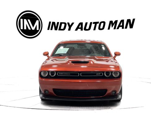Used 2021 Dodge Challenger GT RWD image 9