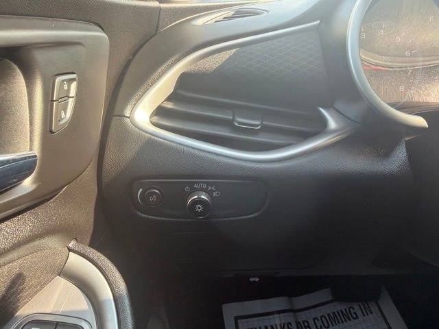 Used 2024 Chevrolet Malibu LT FWD image 28