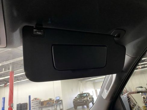 Used 2022 Chevrolet Tahoe High Country image 44