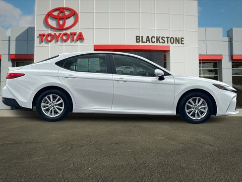 Certified 2025 Toyota Camry LE FWD image 2