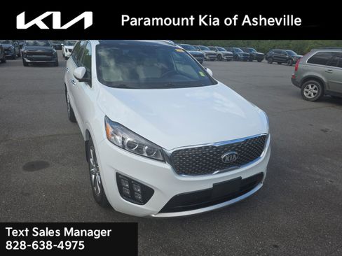 Used 2016 Kia Sorento SX AWD/4WD image 4