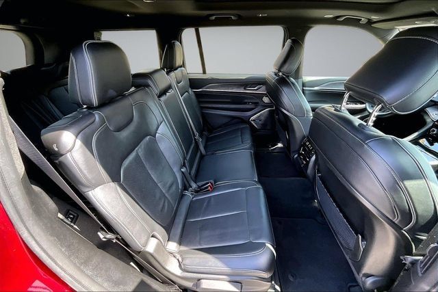 Used 2022 Jeep Grand Cherokee L Overland AWD/4WD image 25
