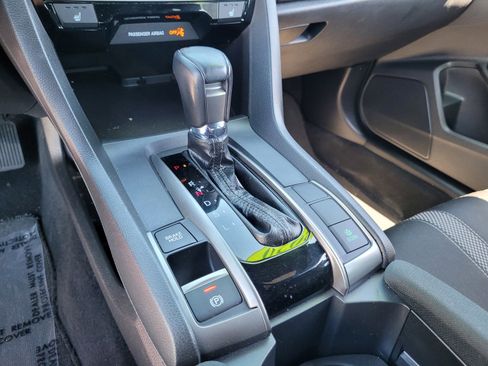 Used 2020 Honda Civic EX image 19