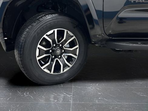 Used 2023 Toyota Tacoma TRD Sport image 37